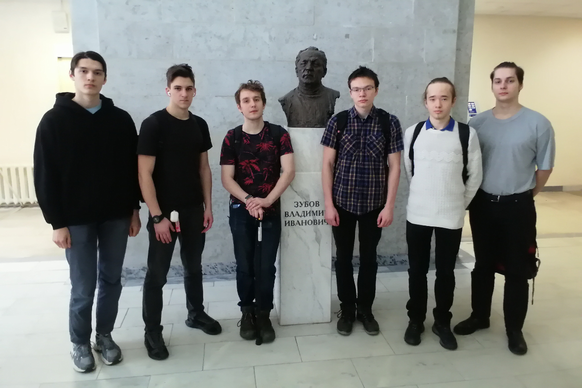 Команда Политеха заняла первые места на Открытой международной студенческой Интернет-олимпиаде по Начертательной геометрии и Инженерной графике