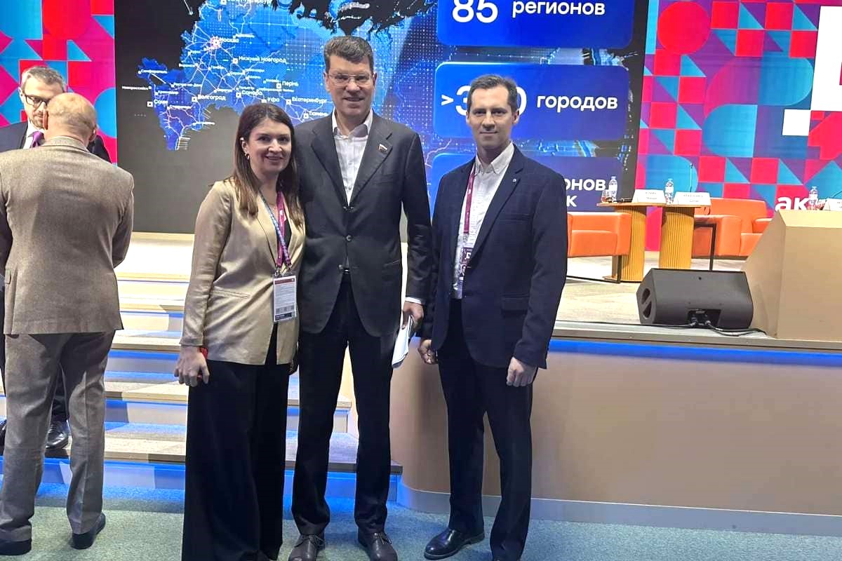 Представители Инженерно-строительного института посетили IV российский форум индустрии дизайна