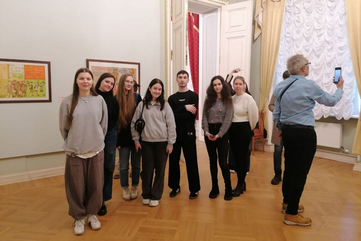 Магистранты ВШДиА посетили Михайловский замок